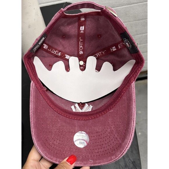 Women's New York Yankees 47 Brand Twins Distressed Strapback Adjustable Hat Cap - Picture 7 of 9